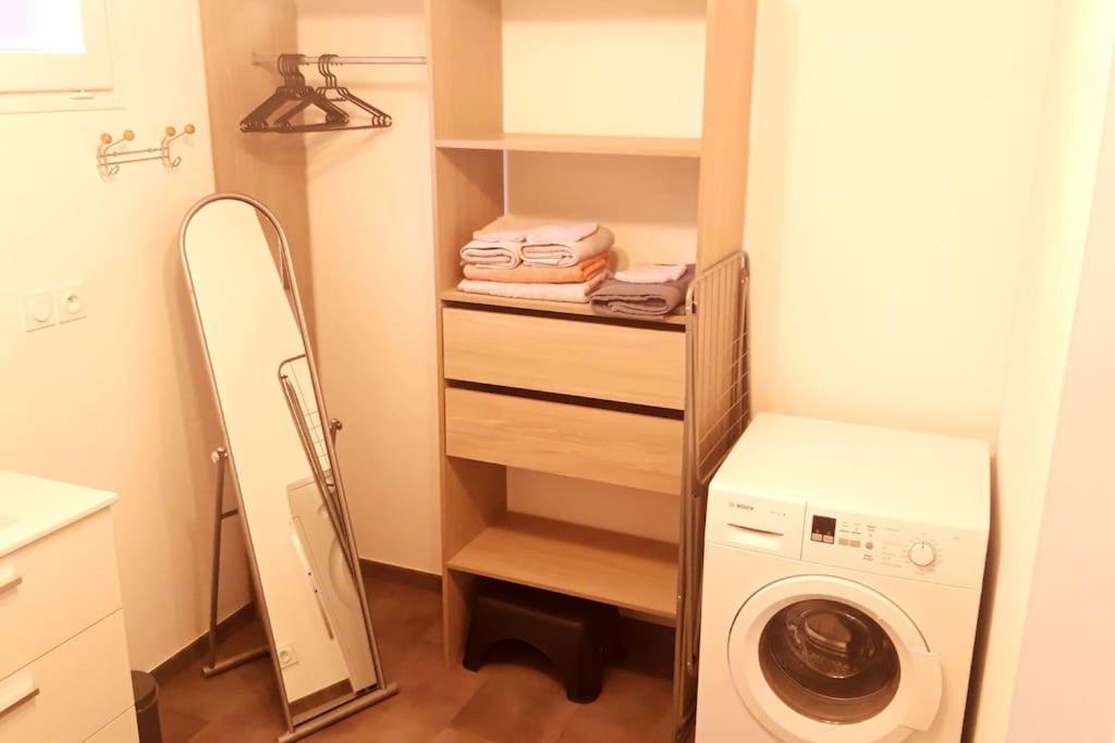 Logement Neuf Et Cosy Proche Centre Ville Chinon Exterior foto